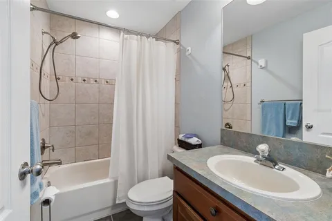 $480,000 | 3112 Oyster Bayou Way, Clearwater, FL 33759