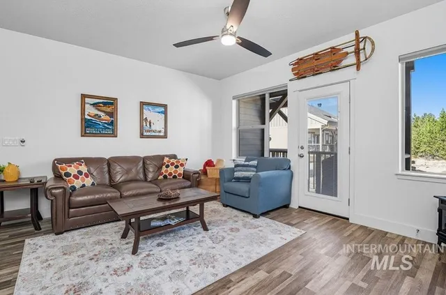 $549,900 | 211 Broken Pine Lane, McCall, ID 83638