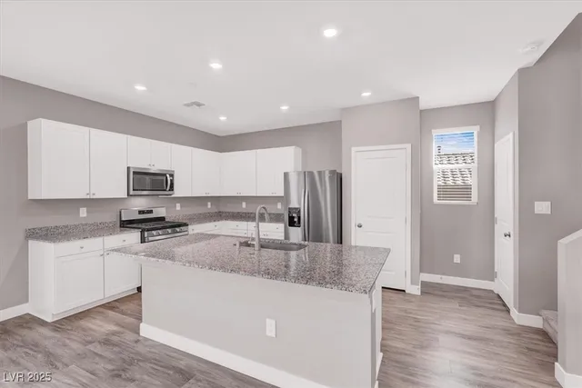 $499,900 | 9330 Brookmont Avenue, Las Vegas, NV 89149