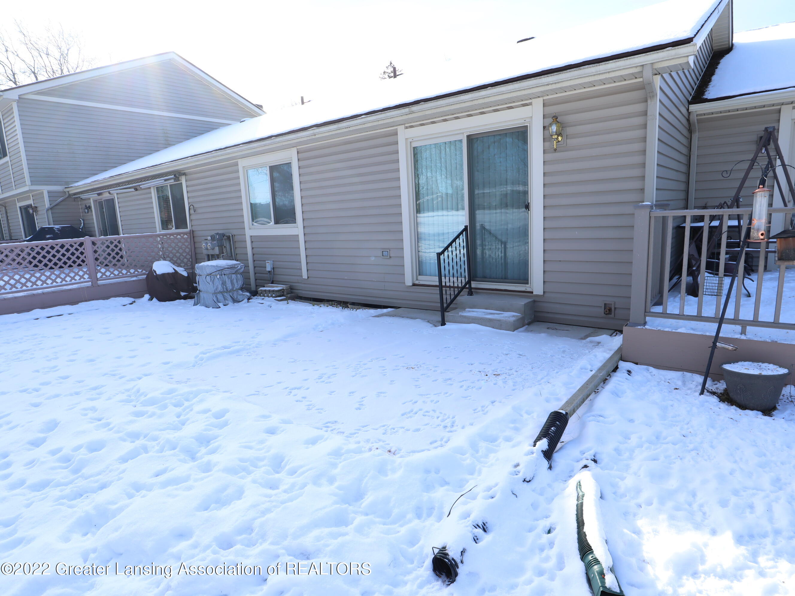 5896 Okemos Road Haslett, MI 48840 - Photo 40 of 47 IMG_0498