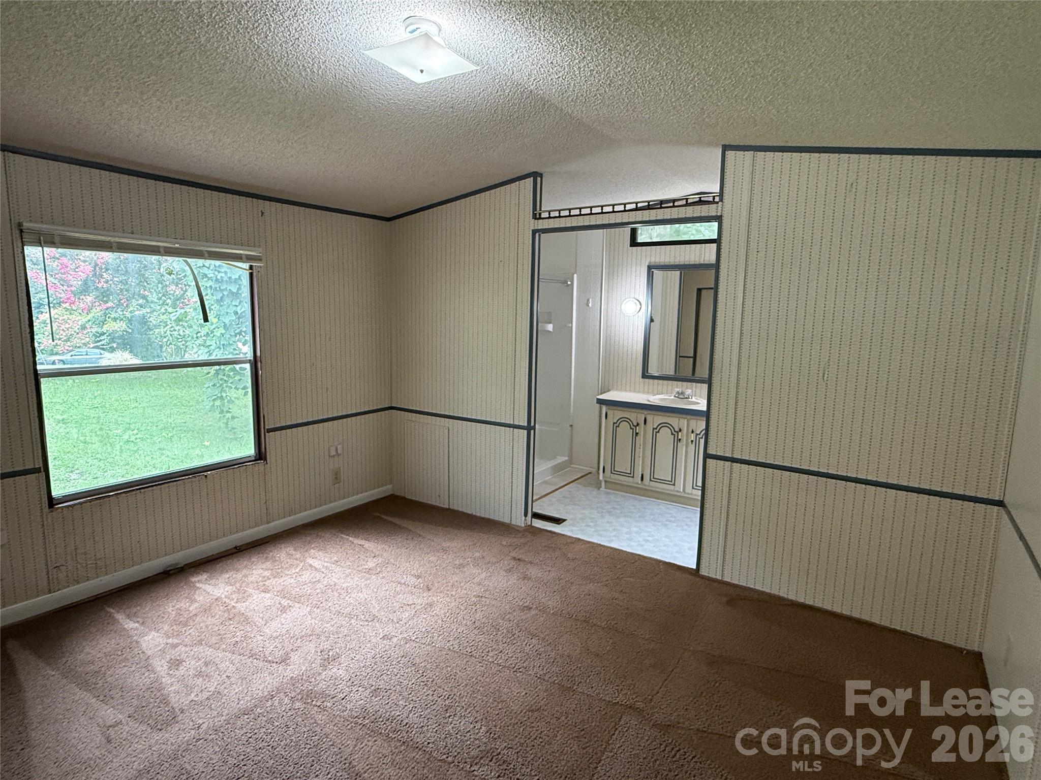 6409 Glenn Teague Road Charlotte, NC 28216 - Photo 6 of 10