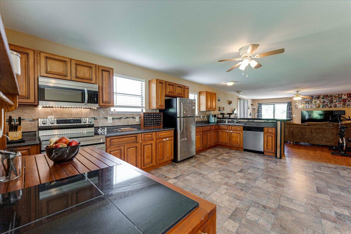 4244 Pattentown Road Ooltewah, TN 37363 - Photo 8 of 30 08-4244 Pattentown Rd-8