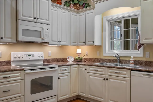 $675,000 | 3 Cardinal Point, Salem, SC 29676