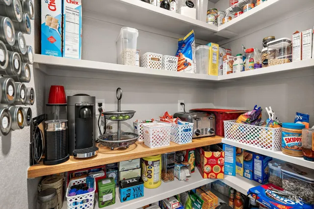 $874,000 | 5363 North Hickory Run Place, Boise, ID 83713