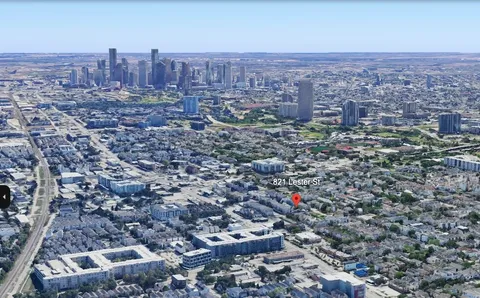 $555,000 | 821 Lester Street, Houston, TX 77007