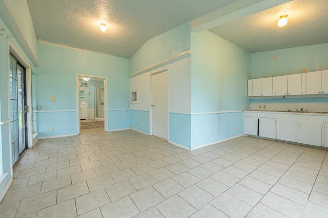 $450,000 | 447 North Commerce Street, Marquez, TX 77865