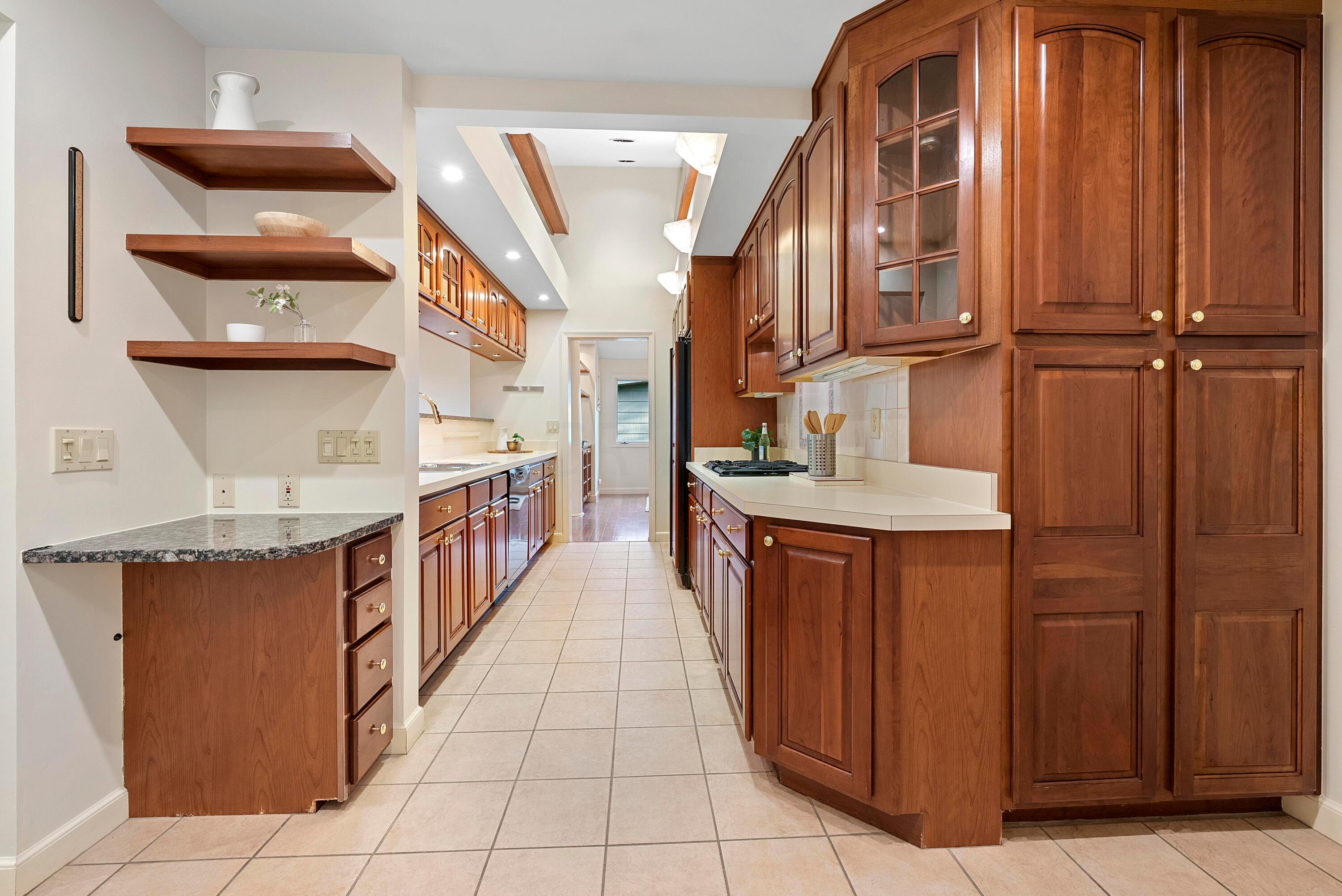 2718 Mt Holyoke Road Columbus, OH 43221 - Photo 22 of 57 DSC02958