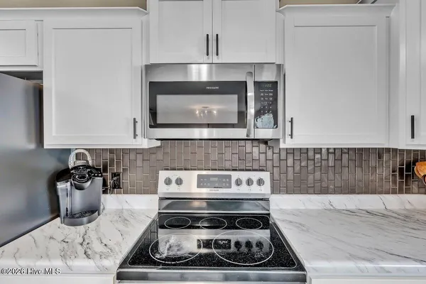 $365,045 | 218 Purple Martin Drive, Hubert, NC 28539