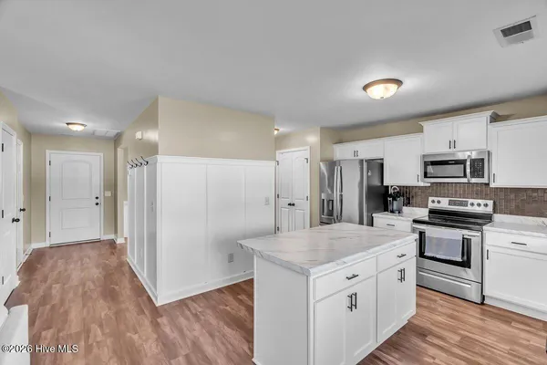 $348,000 | 218 Purple Martin Drive, Hubert, NC 28539