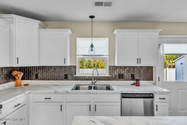 $348,000 | 218 Purple Martin Drive, Hubert, NC 28539