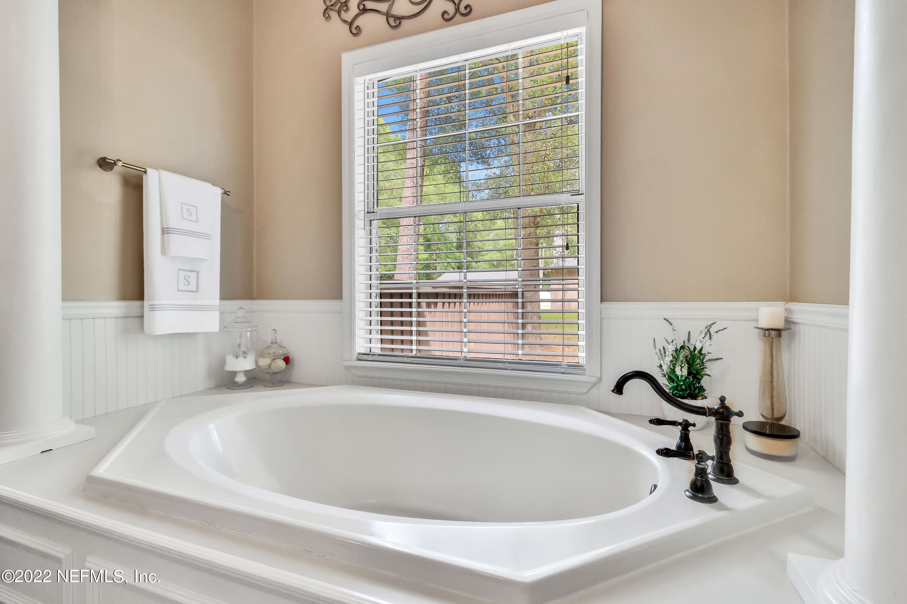 6135 Wells Road Macclenny, FL 32063 - Photo 29 of 59 Master bath 1