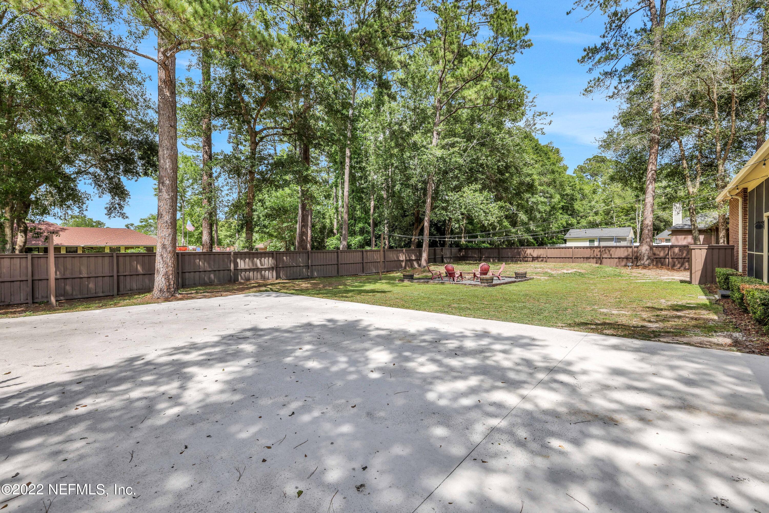 6135 Wells Road Macclenny, FL 32063 - Photo 48 of 59 Driveway