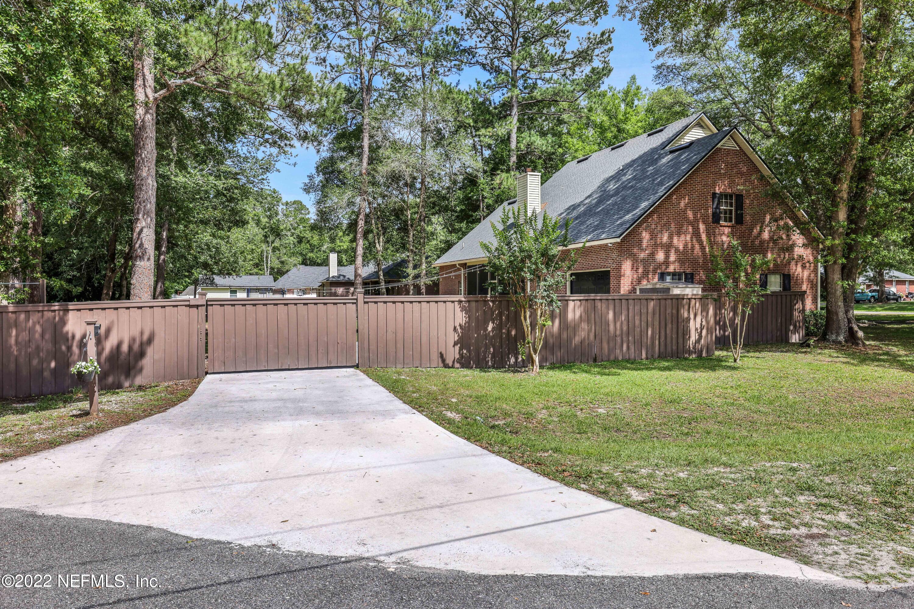 6135 Wells Road Macclenny, FL 32063 - Photo 50 of 59 Back electric gate
