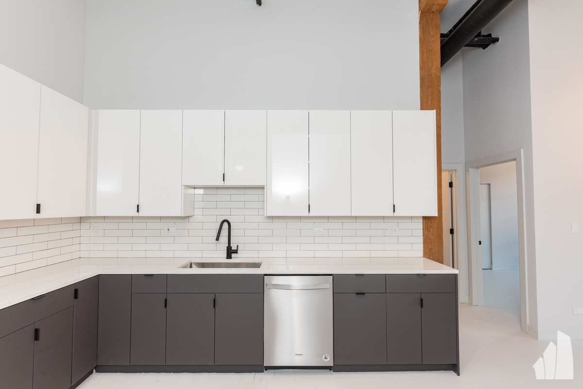 213 North Racine Avenue, Unit 204 Chicago, IL 60607 - Photo 8 of 15