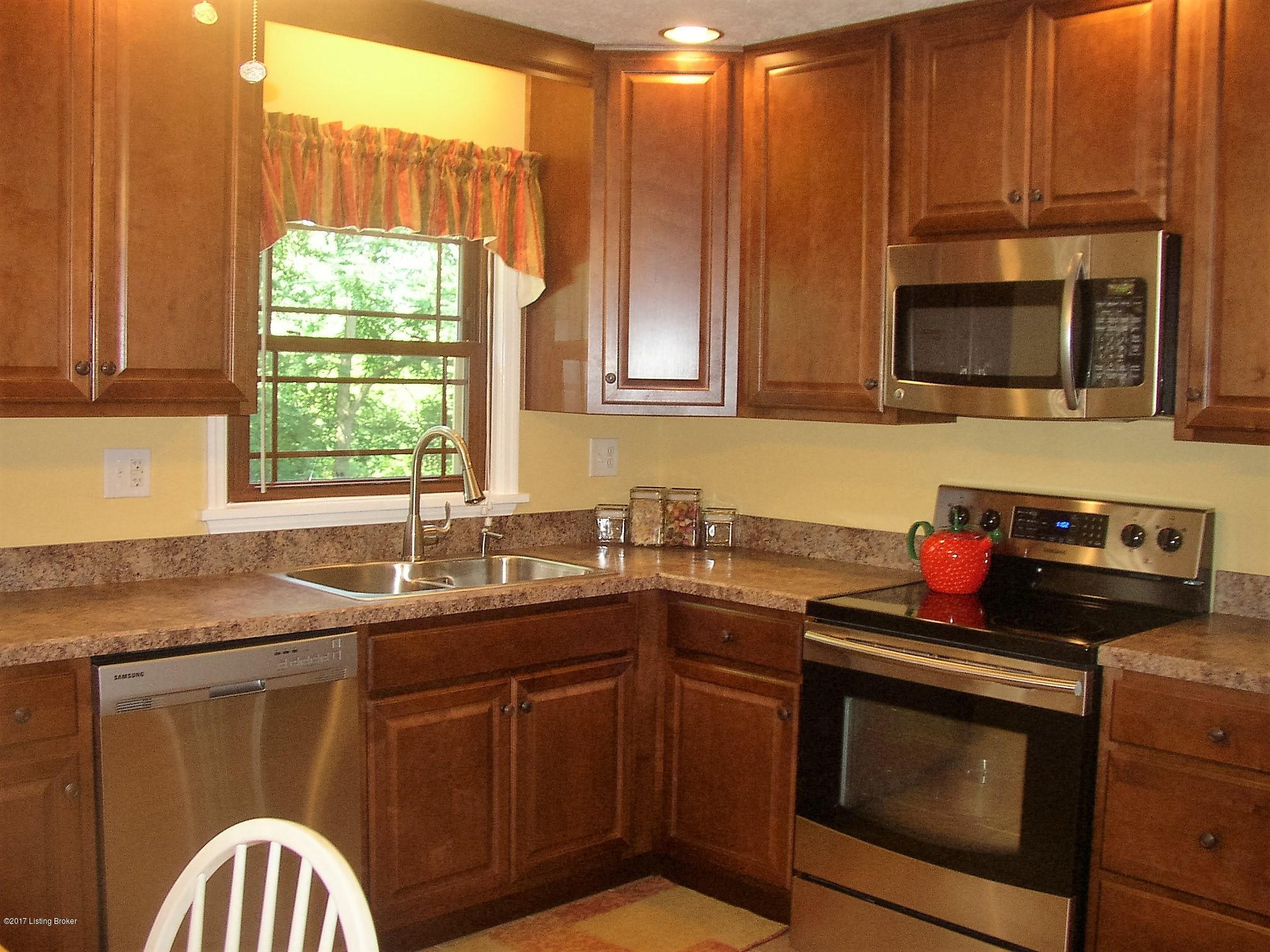 8900 Collingwood Road Louisville, KY 40299 - Photo 10 of 34 P1010657
