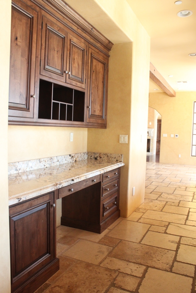 9290 East Thompson Peak Parkway, Unit 451 Scottsdale, AZ 85255 - Photo 26 of 64 Built in Desk