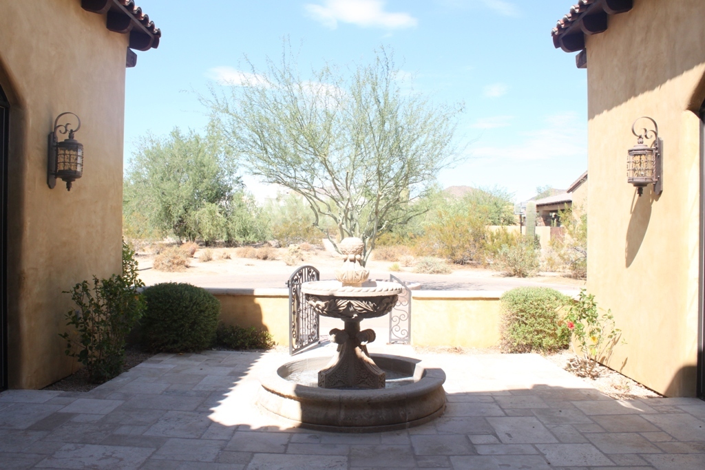 9290 East Thompson Peak Parkway, Unit 451 Scottsdale, AZ 85255 - Photo 3 of 64 Courtyard