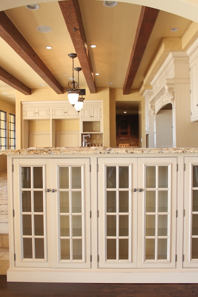 9290 East Thompson Peak Parkway, Unit 451 Scottsdale, AZ 85255 - Photo 10 of 64 Built in Shelving in Great Room