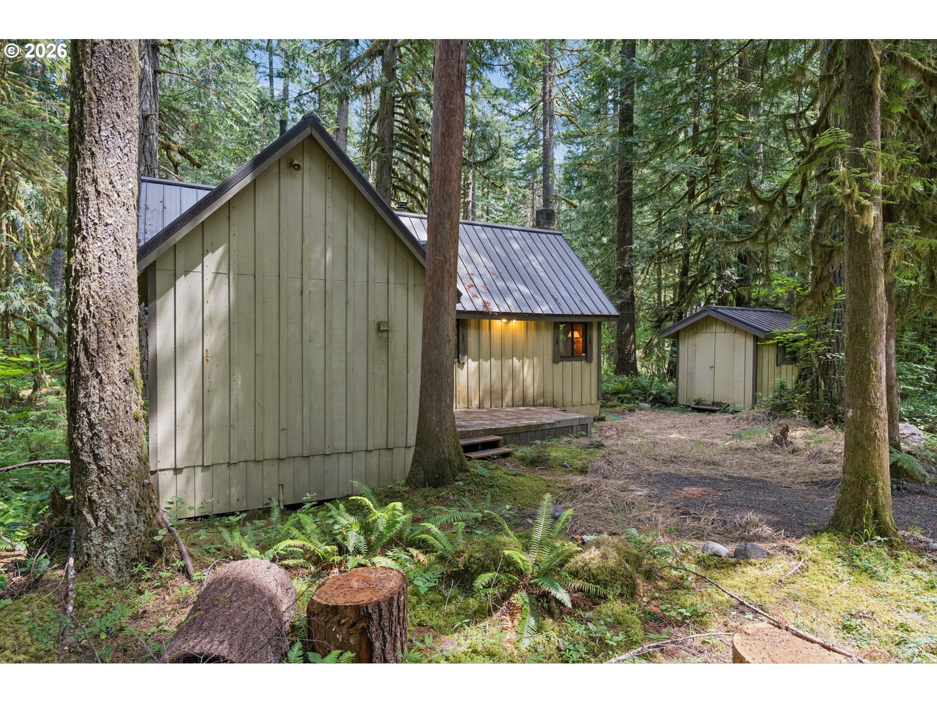 28320 Road 20 Rhododendron, OR 97049 - Photo 3 of 41