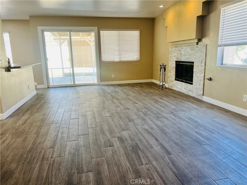 13278 Cardinal Road Victorville, CA 92392 - Photo 9 of 34