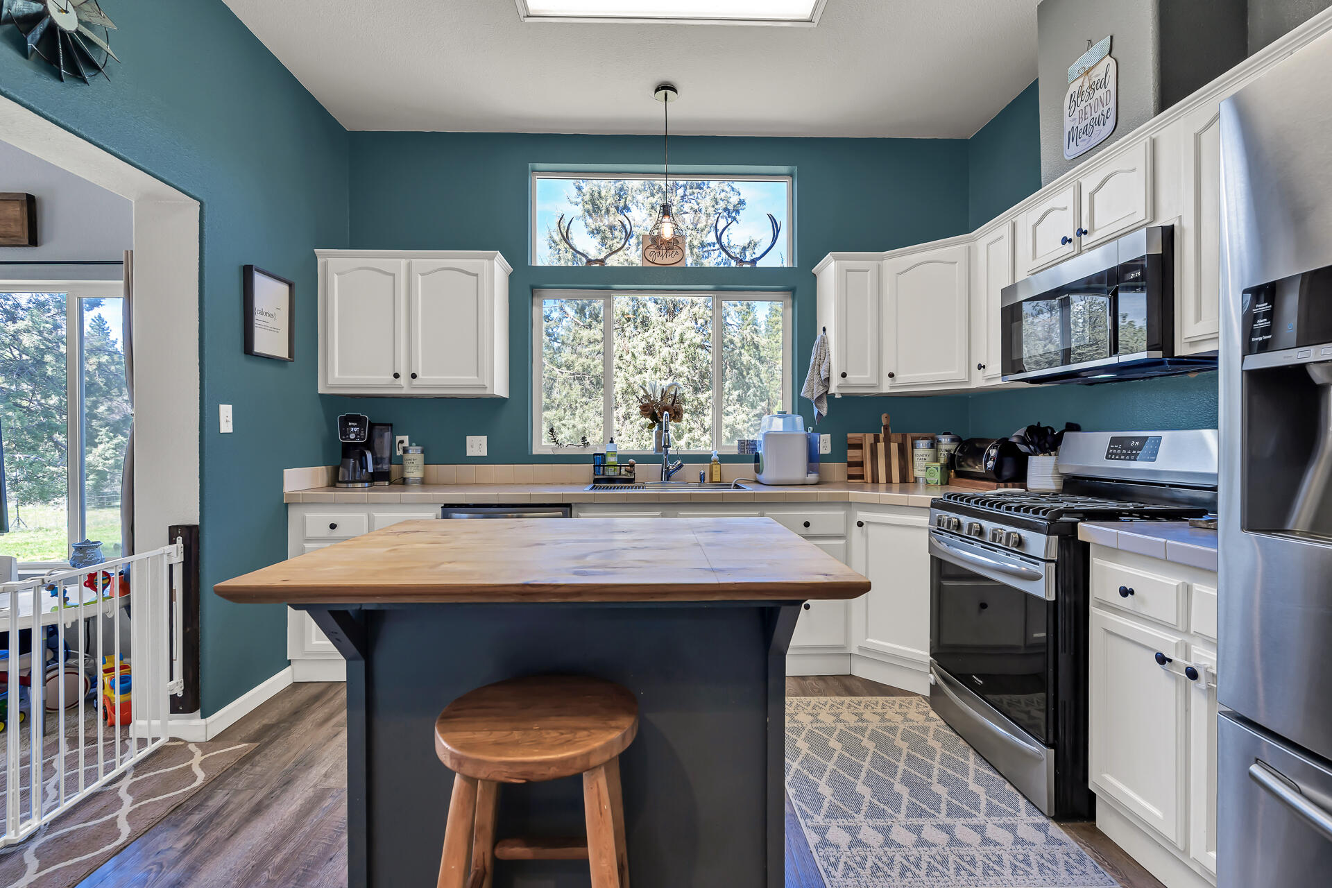 29312 Day Road McArthur, CA 96056 - Photo 21 of 52 29312DayRoad-45