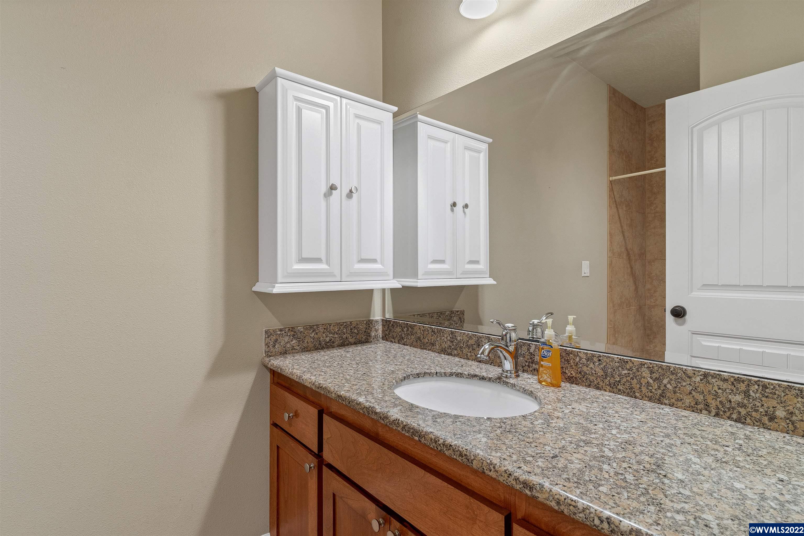 965 Pinetop Street Sweet Home, OR 97386 - Photo 25 of 27