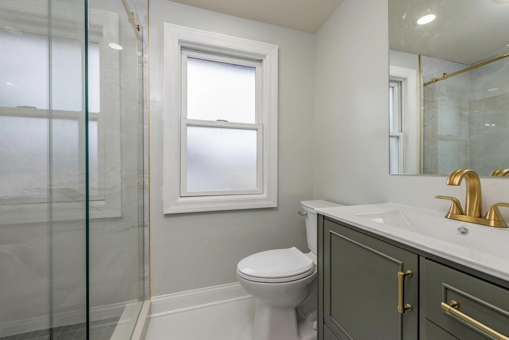 308 West Greenwood Avenue Waukegan, IL 60087 - Photo 16 of 22