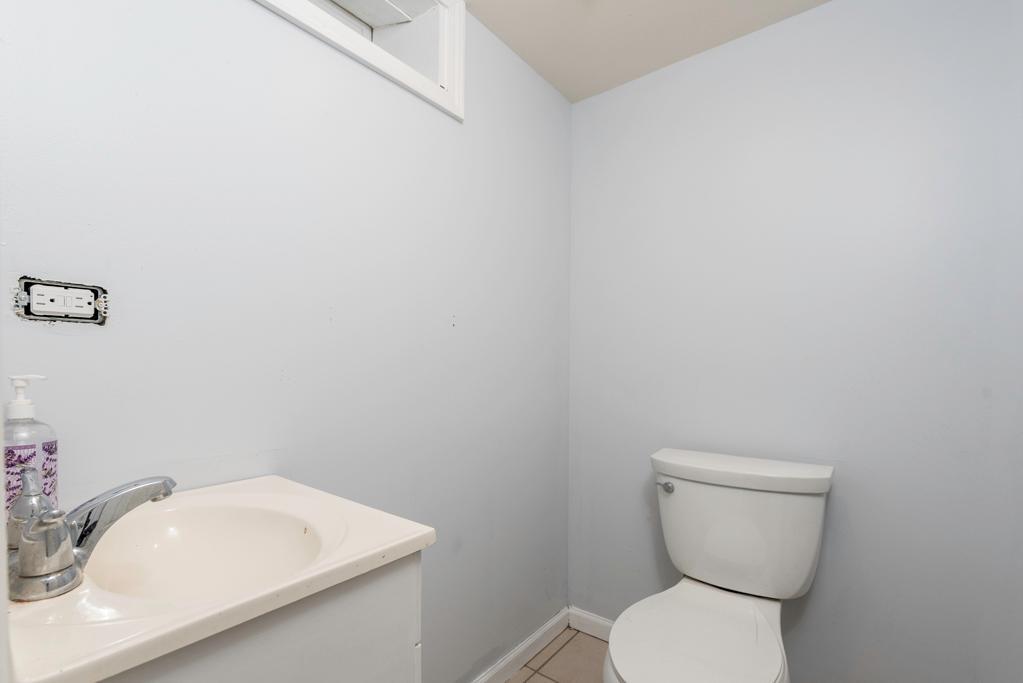 308 West Greenwood Avenue Waukegan, IL 60087 - Photo 21 of 22