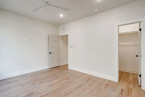 $2,950 | 300 Foch Street, Unit 120, Fort Worth, TX 76107