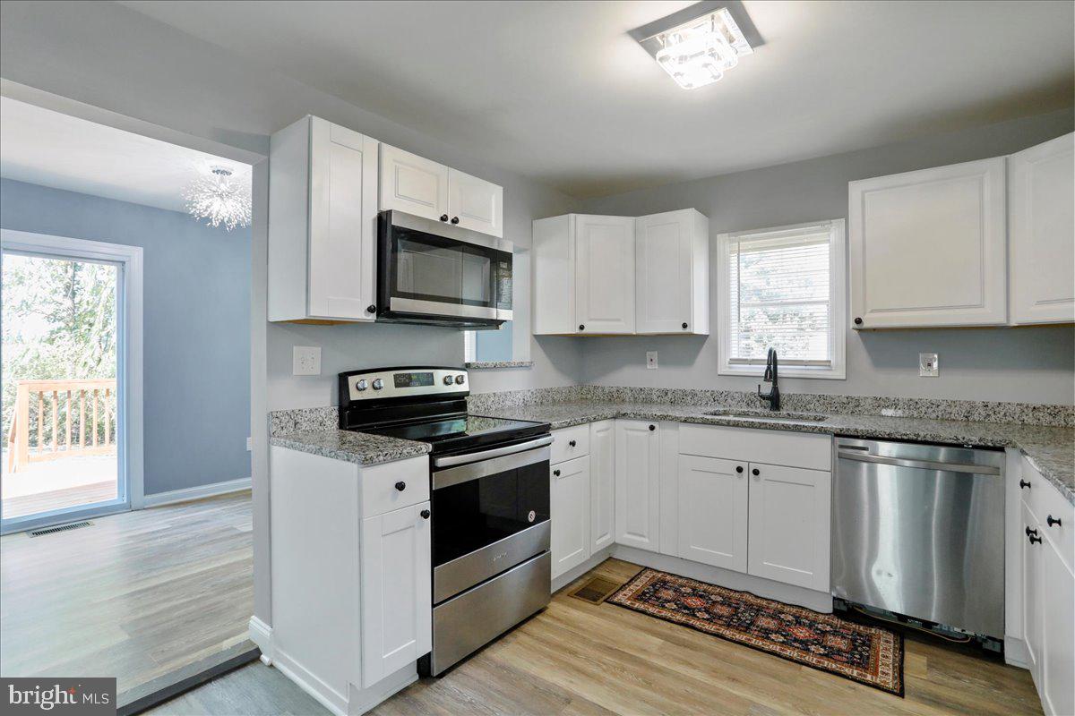 40 Clems Drive Ranson, WV 25438 - Photo 13 of 32 Kitchen