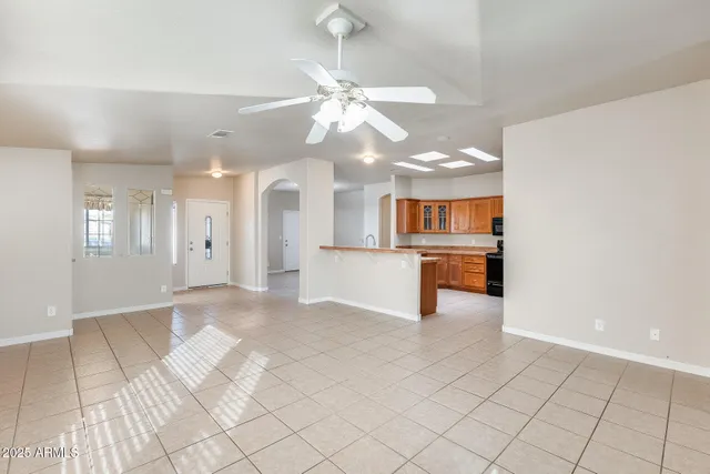 $170,000 | 3301 South Goldfield Road, Unit 1043, Apache Junction, AZ 85119