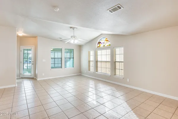 $160,000 | 3301 South Goldfield Road, Unit 1043, Apache Junction, AZ 85119