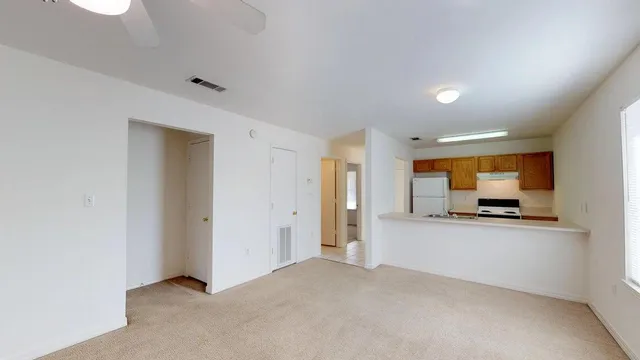 $1,400 | 1855 Norwood Court, Unit 5, Fort Walton Beach, FL 32548