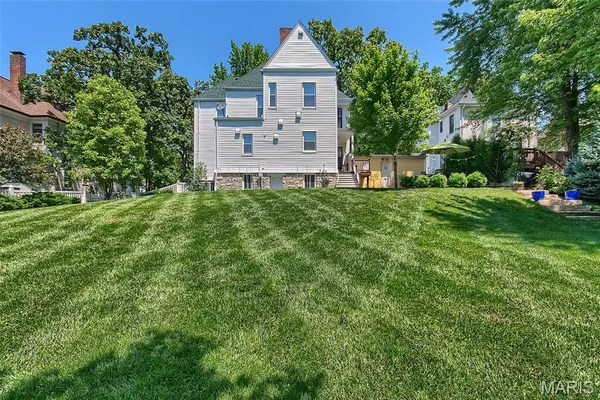 $774,900 | 7324 Vine Avenue, St. Louis, MO 63143