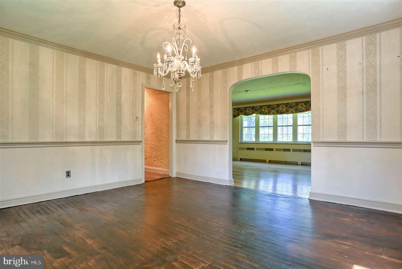 173 Irving Road York, PA 17403 - Photo 11 of 33 Gallery Image 11