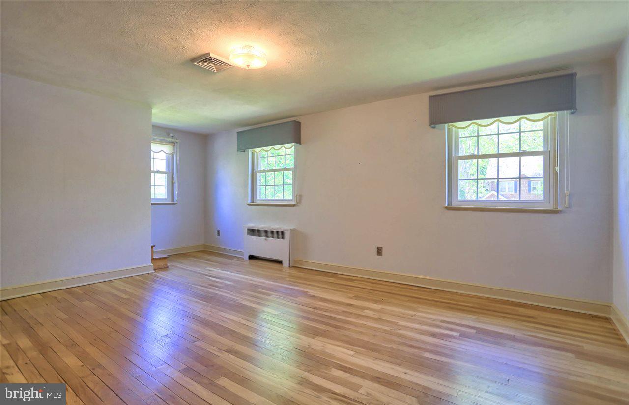 173 Irving Road York, PA 17403 - Photo 17 of 33 Gallery Image 17