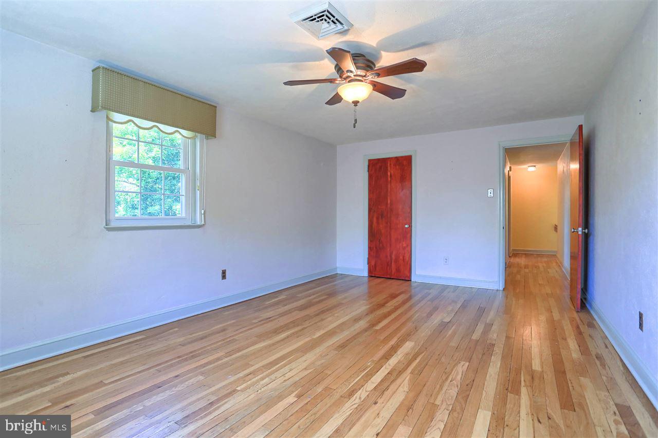 173 Irving Road York, PA 17403 - Photo 19 of 33 Gallery Image 19