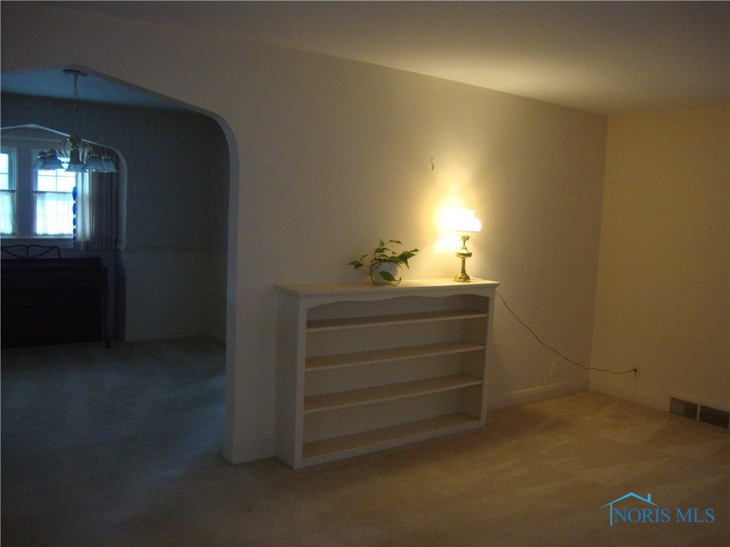 3648 Maxwell Road Toledo, OH 43613 - Photo 5 of 32 Gallery Image 5