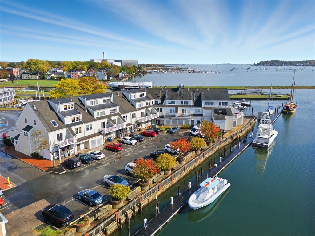 90 Wharf Street, Unit L10 Salem, MA 01970 - Photo 2 of 32 a view of a city