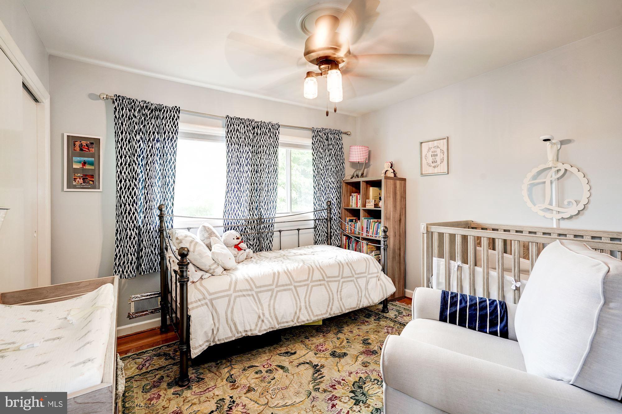 6718 Old Chesterbrook Road McLean, VA 22101 - Photo 14 of 25 Well laid out space in bedroom 3