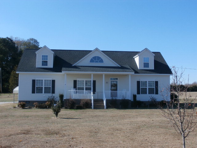 5506 Creech Road Kenly, NC 27542 - Photo 1 of 27 Primary Photo