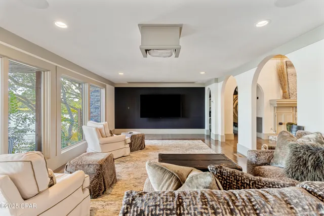 $4,000,000 | 5 Blue Crab Lane, Panama City Beach, FL 32413