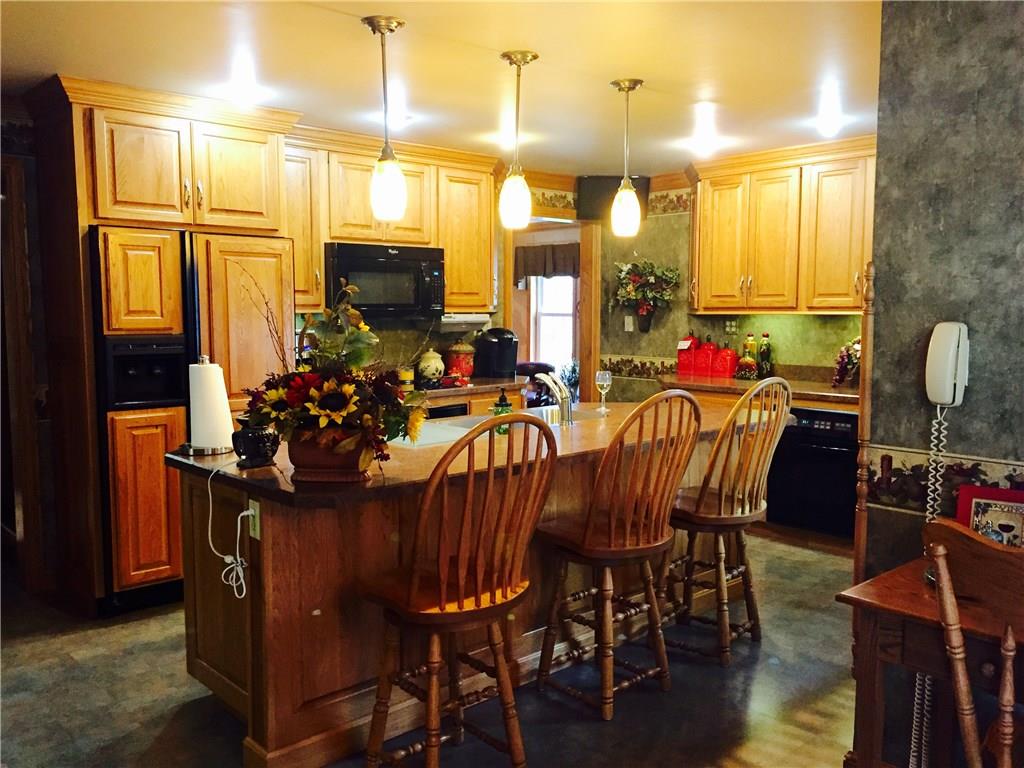 3217 Ellwood Road New Castle, PA 16101 - Photo 2 of 23 Gallery Image 2