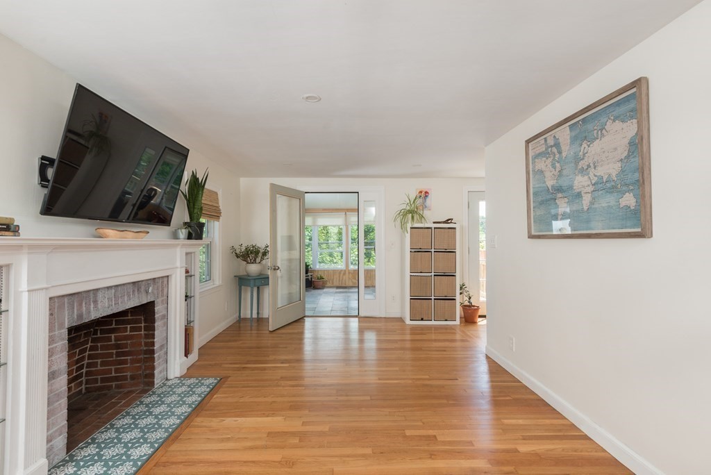140 Reservoir Road Quincy, MA 02170 - Photo 14 of 39 Gallery Image 14