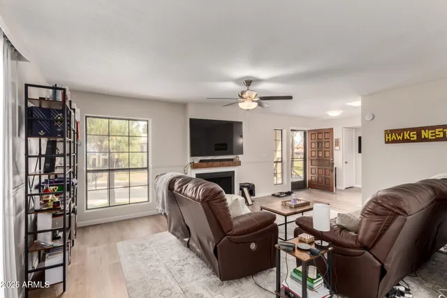 $2,250 | 8214 North 21st Drive, Unit A208, Phoenix, AZ 85021