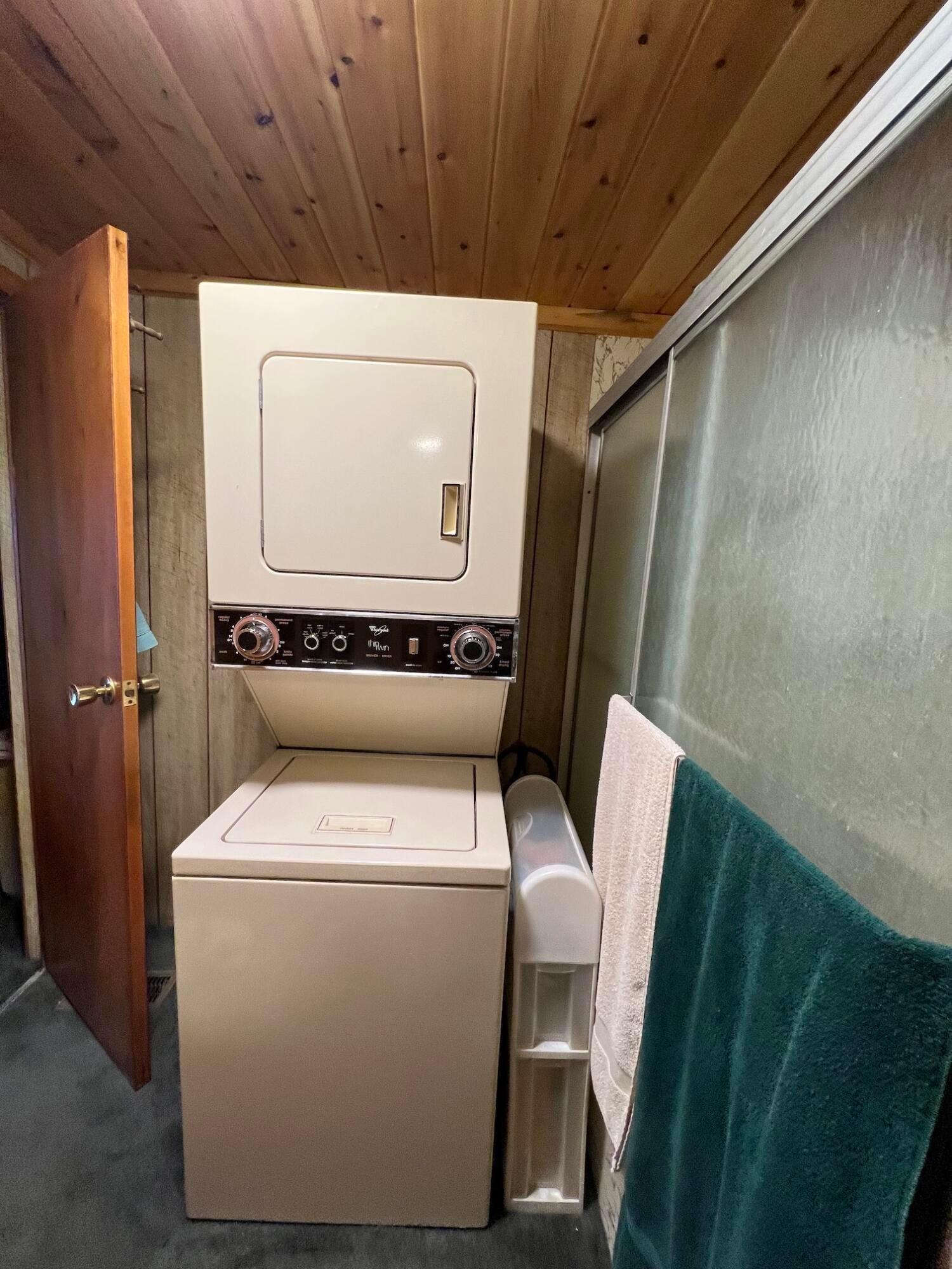 9254 North Whitefish Point Road Paradise, MI 49768 - Photo 19 of 24 Gallery Image 19