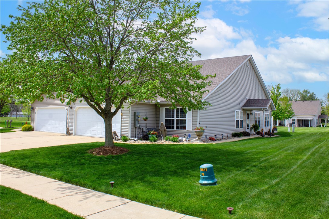 1827 South Albany Street Decatur, IL 62521 - Photo 2 of 24