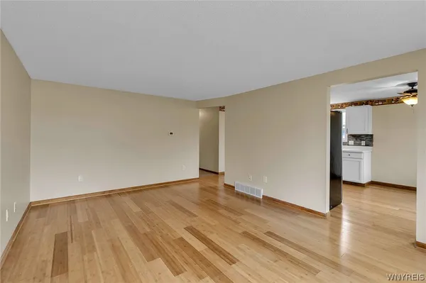 $225,000 | 493 Willow Avenue, North Tonawanda, NY 14120