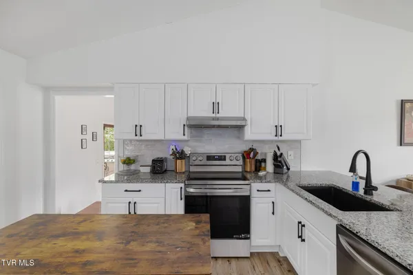 $359,800 | 1069 Gray Station Road, Gray, TN 37615