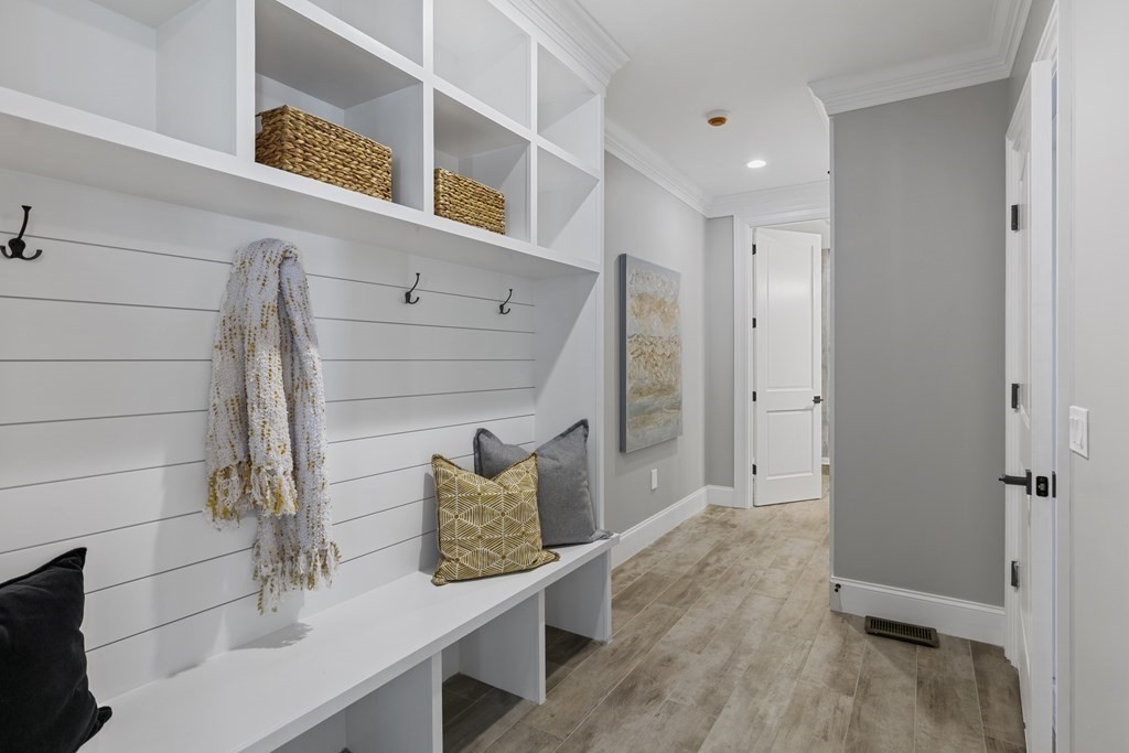 8 Wilson Road Lexington, MA 02421 - Photo 17 of 42